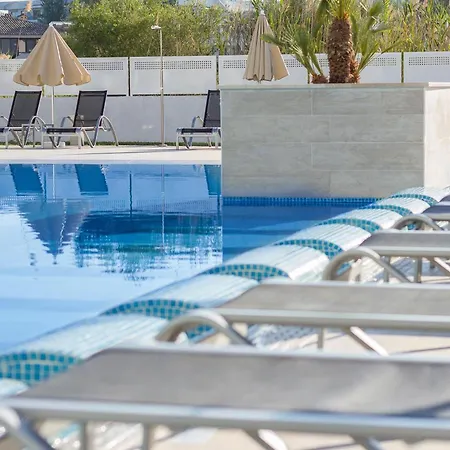 Eix Lagotel Aparthotel 4*
