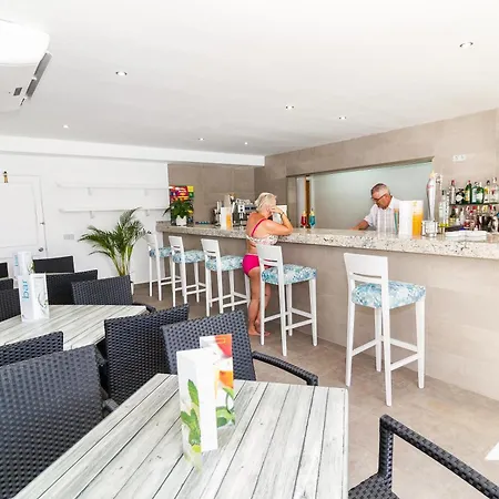 Aparthotel Eix Lagotel