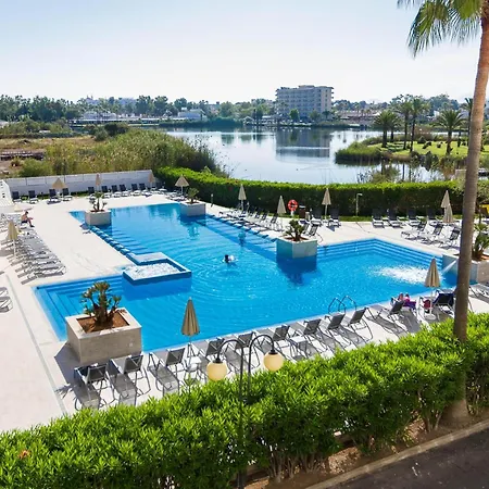 Aparthotel Eix Lagotel Playa de Muro (Mallorca)