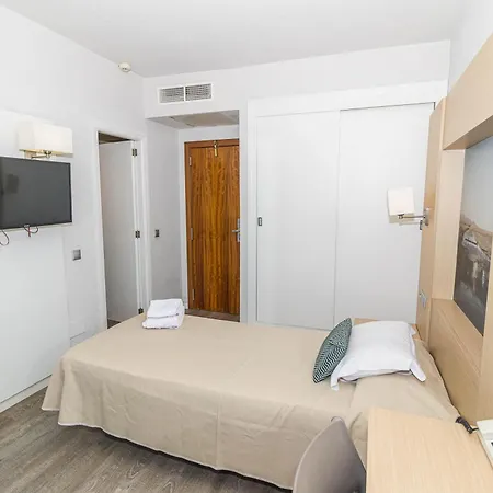Aparthotel Eix Lagotel 4*